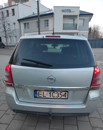 Opel Zafira cena 10500 przebieg: 217000, rok produkcji 2009 z Łódź małe 92